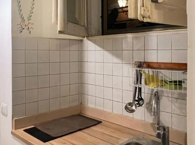 Daisy House Apartment